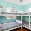Отель Charm and Comfort in this Ground floor unit with water views! Welsby Pde, Bongaree, фото 8