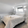 Отель Master accommodation suite 4 attic room, фото 4