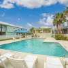 Отель La Sirena - Beach Gear Credit Included! Overlooking Nature Prese, фото 15