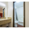 Отель Rodeway Inn, фото 10