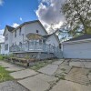 Отель Manistee House w/ Deck: 1/2 Mi to Riverwalk!, фото 15