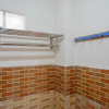Отель RedDoorz Syariah near GOR Satria 4, фото 9