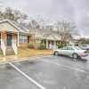 Отель Tallahassee Townhome 4 Mi to College Town!, фото 4