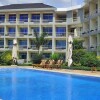 Отель Giraffe Beach Hotel, фото 1