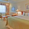Отель Holiday Inn Hotel & Suites Oakville @ Bronte, an IHG Hotel, фото 7