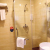 Отель GreenTree Inn JiangSu WuXi BinHu HuiHe Road XiHui Garden Express Hotel, фото 7