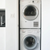 Отель City Place 2 BDRM Downtown with Parking, фото 5