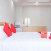 Отель RedDoorz Premium near E-Town, фото 21