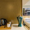 Отель Starway Hotel Zhenjiang Railway Station, фото 2