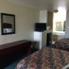 Отель Country Hill Inn and Suites, фото 17