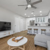 Отель Newly Renovated Condo in Apollo Beach, фото 10