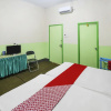 Отель OYO 90825 Hotel Lizha 2, фото 5