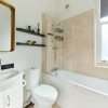 Отель The Putney Classic - Trendy 2bdr Flat, фото 8