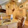 Отель 'antler's Point': Branson Cabin w/ Patio & Hot Tub, фото 5