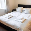 Отель Bright, Spacious West-End Flat, Near University, фото 8