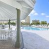 Отель Romar Lakes 103a 2 Bedroom Condo, фото 19