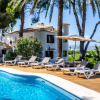 Отель Amazing Villa With Views, Fantastic Bbq Dining Large Pool Area, фото 5