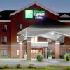 Отель Holiday Inn Express & Suites Suffolk, фото 1