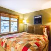 Отель Ski in/ Ski out Minutes From Village, Private Hot Tub Sleeps 6 Free Shuttle, фото 6