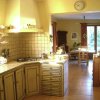 Отель Comfortable House With Private Pool and Enclosed Garden, Walking Distance Bakery, фото 14