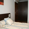 Отель Apartamentos Metro Pasarela, фото 11