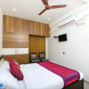 Отель OYO 10701 Moukthi Apartment, фото 5