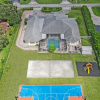 Отель Luxurious 8BR Family Estate with Pool, фото 45