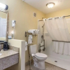 Отель QUALITY INN & SUITES FRANKLIN, фото 6
