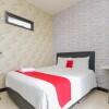 Отель RedDoorz Syariah near Green Park Jatiwarna, фото 4