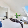 Отель Central 3 bed, loft apartment in the CBD w Parking, фото 15