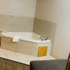 Отель Holiday Inn Express Hotel & Suites Louisville South - Hillview, фото 5