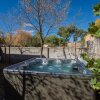 Отель Casa Contenta - Charming East Side Family Home With Hot Tub, Walk to Canyon Rd, фото 21