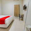 Отель OYO 2416 Griya Otista Syariah, фото 12