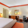 Отель La Quinta Inn & Suites by Wyndham Raleigh/Durham Southpoint, фото 6