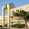 Отель Quality Inn Merriam - Kansas City в Мерриам