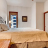 Отель Perfectly Placed 2 Bedroom Vacation Rental in Historic Downtown Breckenridge with Access to Hot Tub , фото 4