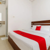 Отель RedDoorz near Jembatan Siti Nurbaya Padang, фото 19