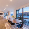 Отель Luxury Winter Retreat - 5 on The Hill Queenstown, фото 9