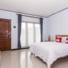 Отель ZEN Rooms near Echo Beach, фото 4