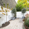 Отель Beautiful And Spacious 2 Bed/2 Bath Property Just Moments From Earls Court, фото 11