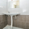 Отель New SV Suites by OYO Rooms, фото 8