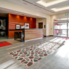 Отель Hampton Inn & Suites by Hilton Medicine Hat, фото 2