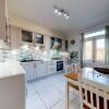 Отель Superb 4 bed flat wgarden - 1 min to Queen's Park, фото 3