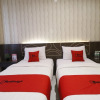 Отель RedDoorz Plus @ Airlangga Mataram, фото 5