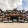 Отель Expansive 4 Bedroom Ski in, Ski out One Ski Hill Residence Located at the Base of Peak 8 with Beauti, фото 9