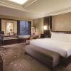 Отель DoubleTree by Hilton Hotel Chongqing North, фото 23