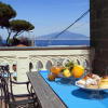 Отель Amore Rentals - Appartamento La Terrazza Sul Porto 1, фото 4
