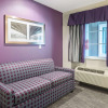 Отель Econo Lodge Inn & Suites North Little Rock near Riverfront, фото 2