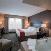 Отель Holiday Inn Express & Suites Green Bay East, an IHG Hotel, фото 16