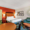Отель La Quinta Inn & Suites by Wyndham Fremont / Silicon Valley, фото 2